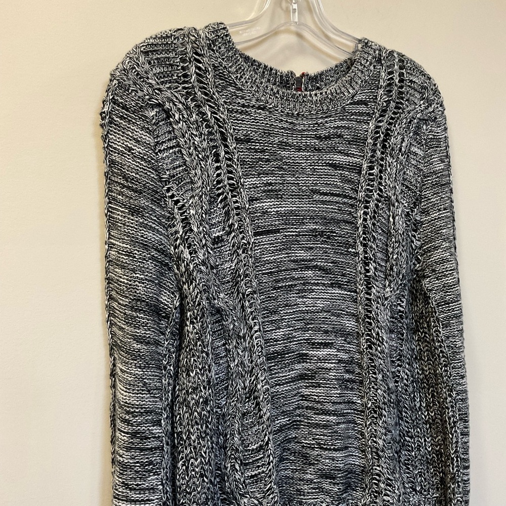360 Cashmere Black White Cable Knit Crew Neck Sweater Exposed Back Zip Size M